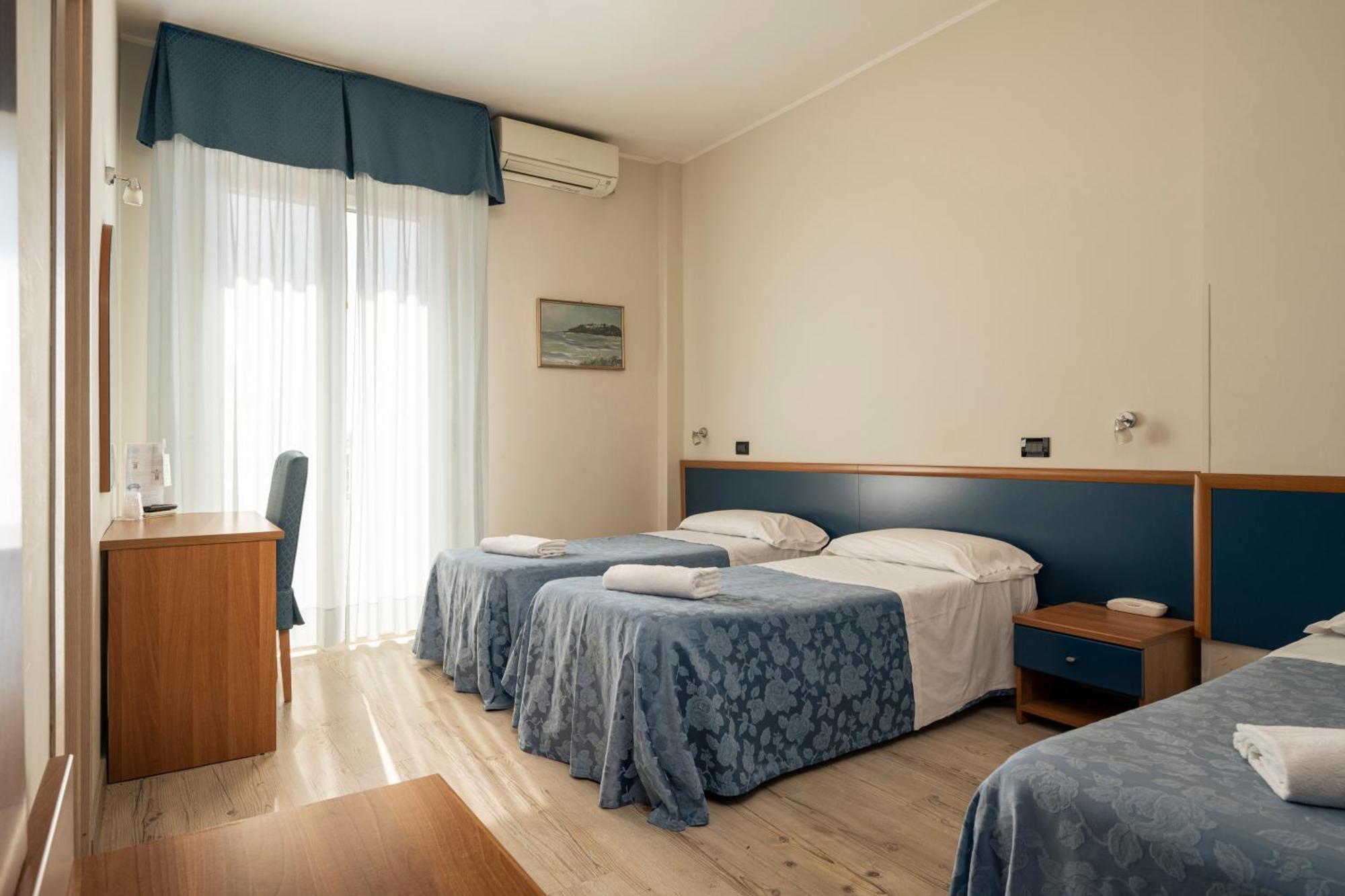 Hotel Mondial Porto Recanati Dış mekan fotoğraf