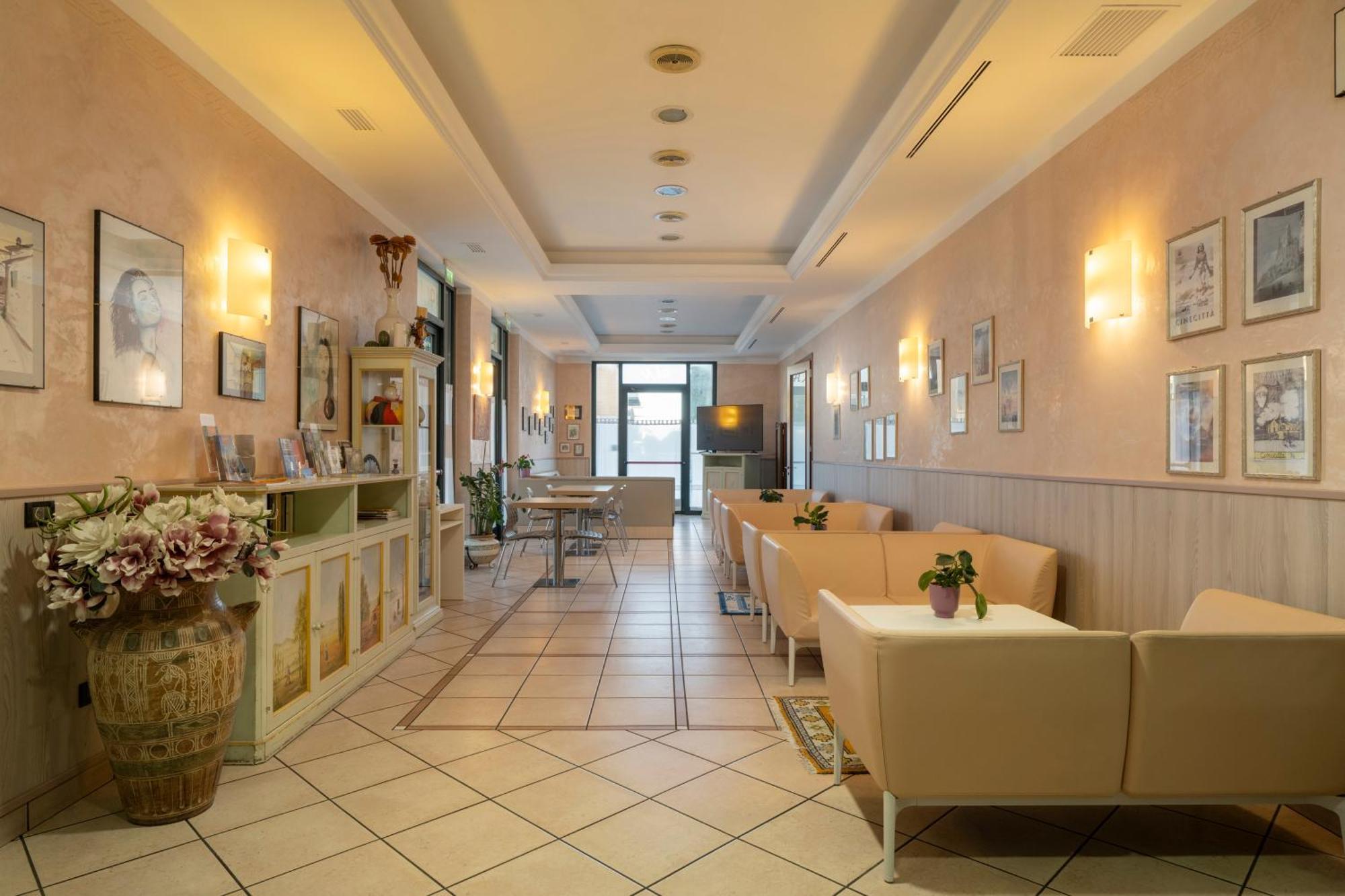 Hotel Mondial Porto Recanati Dış mekan fotoğraf
