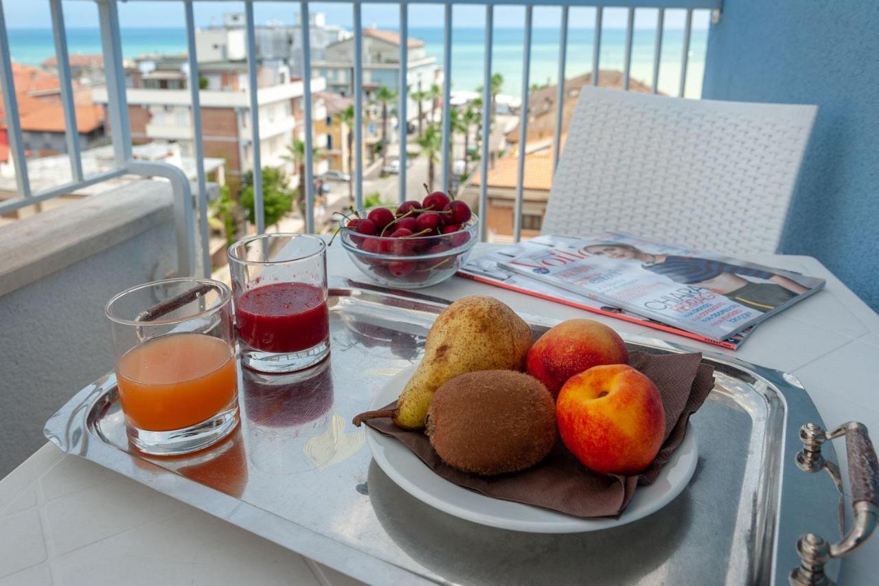 Hotel Mondial Porto Recanati Dış mekan fotoğraf
