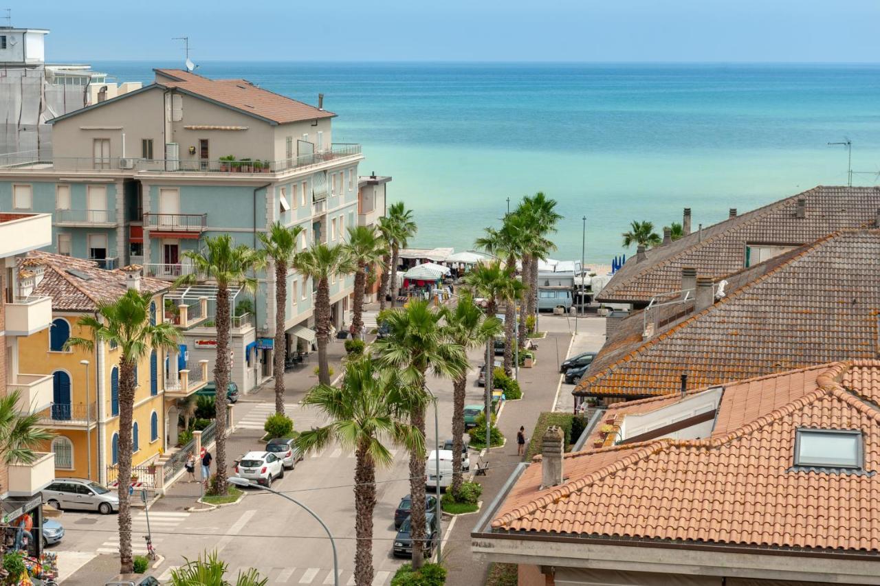 Hotel Mondial Porto Recanati Dış mekan fotoğraf